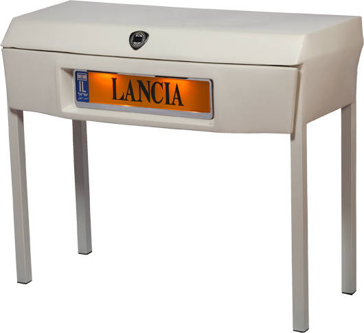 Lancia Table