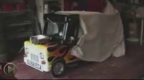 Video of a road-legal, coin-operated, Postman Pat van